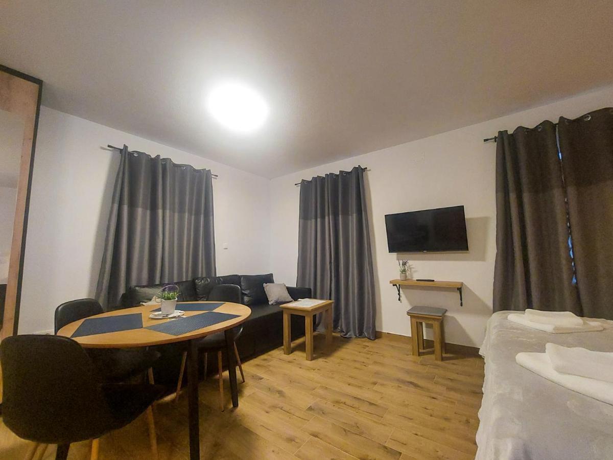 Plitvice Story Apartment Plitvicka Jezera Bagian luar foto
