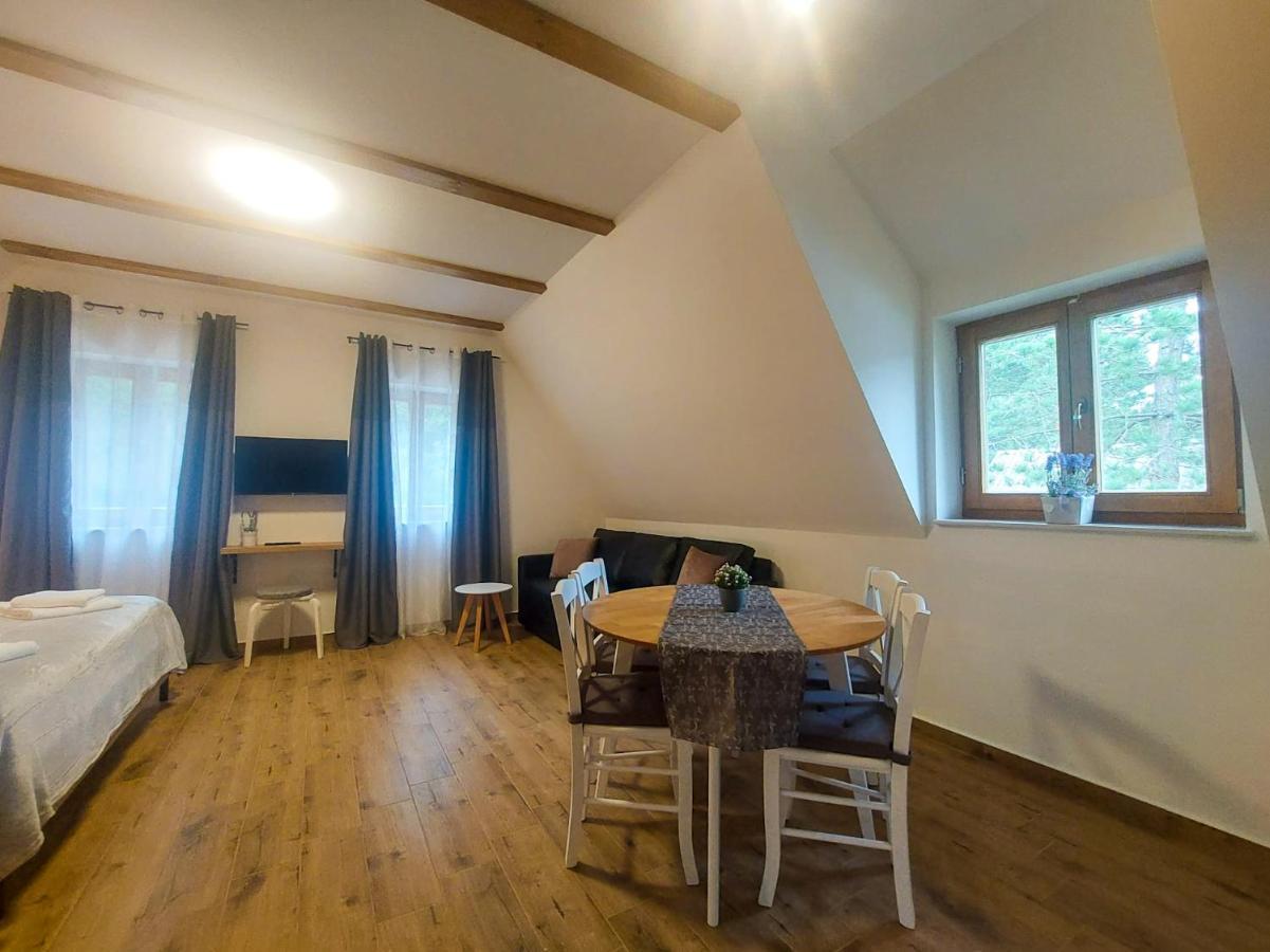 Plitvice Story Apartment Plitvicka Jezera Bagian luar foto