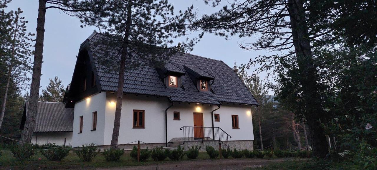 Plitvice Story Apartment Plitvicka Jezera Bagian luar foto
